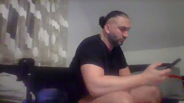 Snapshot of NewyorkDimi chatting on December 18, 3:15 am NewyorkDimi online show from December 18, 3:15 am