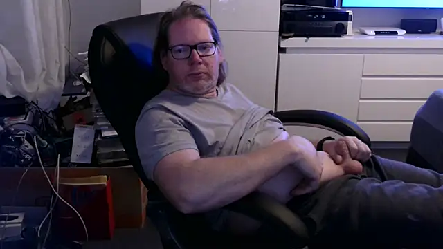 VSteph online show from January 10, 10:25 pm