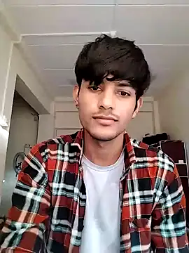 Snapshot of kingkartik7 chatting on January 16, 11:37 am kingkartik7 online show from January 16, 11:37 am