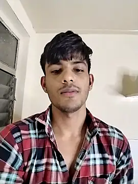 Snapshot of kingkartik7 chatting on February 17, 10:58 pm kingkartik7 online show from February 17, 10:58 pm