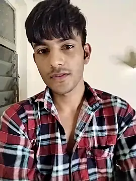 Snapshot of kingkartik7 chatting on February 15, 9:39 pm kingkartik7 online show from February 15, 9:39 pm