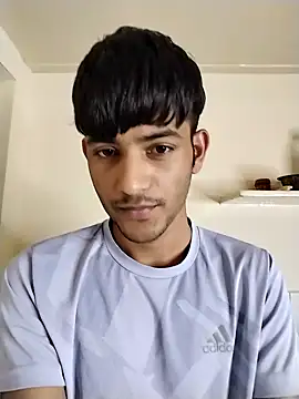 Snapshot of kingkartik7 chatting on February 9, 10:32 pm kingkartik7 online show from February 9, 10:32 pm