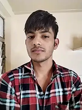 Snapshot of kingkartik7 chatting on February 17, 11:44 am kingkartik7 online show from February 17, 11:44 am