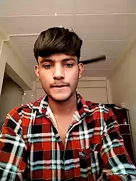Snapshot of kingkartik7 chatting on February 1, 10:48 am kingkartik7 online show from February 1, 10:48 am