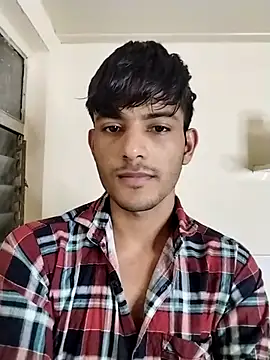 Snapshot of kingkartik7 chatting on February 21, 6:59 pm kingkartik7 online show from February 21, 6:59 pm