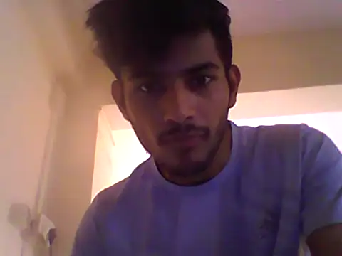 Snapshot of kingkartik7 chatting on December 29, 10:56 am kingkartik7 online show from December 29, 10:56 am