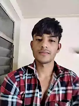 Snapshot of kingkartik7 chatting on February 16, 10:21 pm kingkartik7 online show from February 16, 10:21 pm