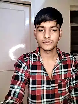 Snapshot of kingkartik7 chatting on January 28, 7:32 pm kingkartik7 online show from January 28, 7:32 pm