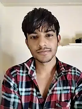 Snapshot of kingkartik7 chatting on January 4, 6:51 pm kingkartik7 online show from January 4, 6:51 pm