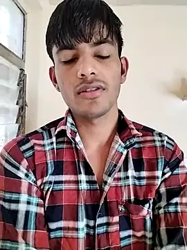 Snapshot of kingkartik7 chatting on February 15, 10:55 am kingkartik7 online show from February 15, 10:55 am