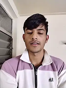 Snapshot of kingkartik7 chatting on February 20, 7:19 pm kingkartik7 online show from February 20, 7:19 pm