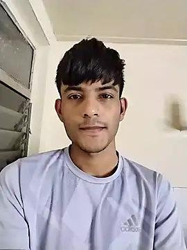 Snapshot of kingkartik7 chatting on February 11, 7:48 pm kingkartik7 online show from February 11, 7:48 pm