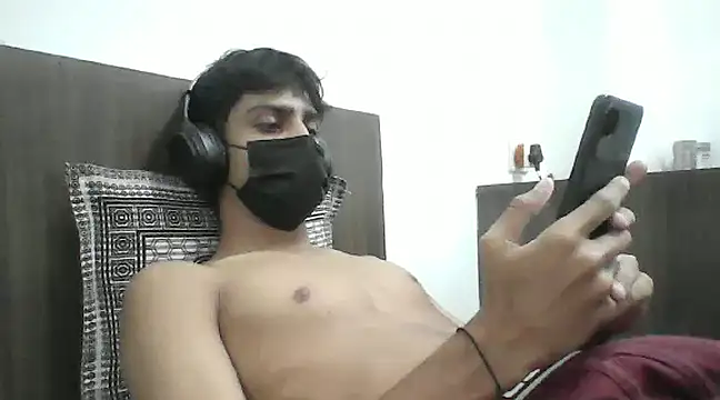 Snapshot of arthurisaredflag chatting on December 5, 12:33 pm arthurisaredflag online show from December 5, 12:33 pm