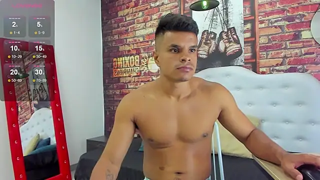 Derek Lustfordx online show from October 2, 11:36 am