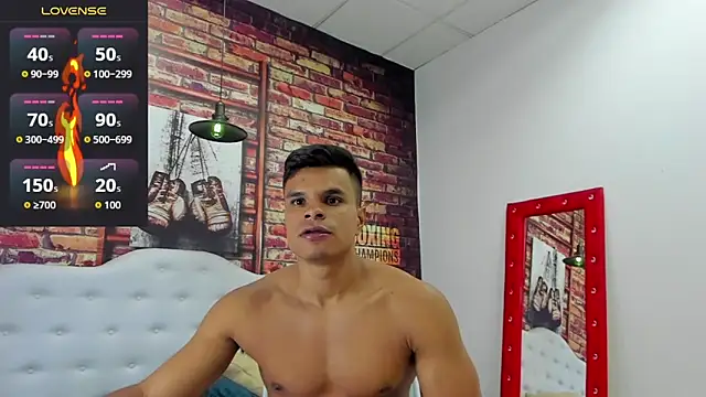Derek Lustfordx online show from October 8, 11:25 am
