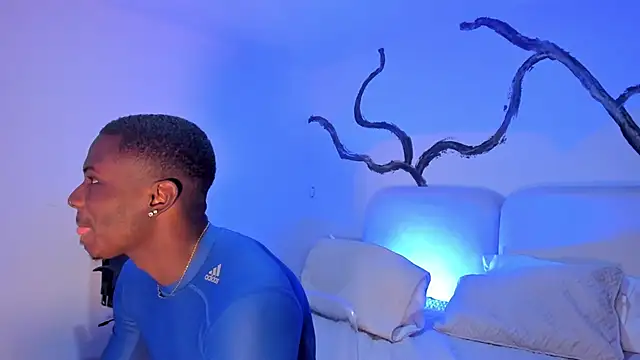 EthanTravis  online show from January 24, 4:59 am