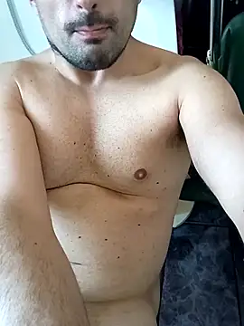 pisellinodurissimo online show from April 7, 12:49 pm