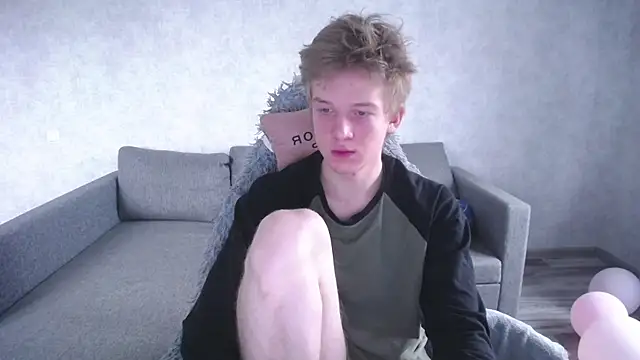 sweetserenity5 online show from April 19, 5:40 am