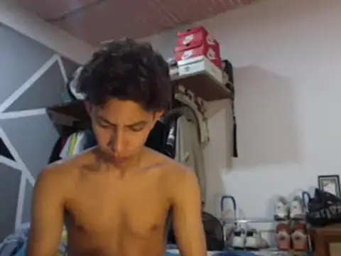 ferchitibellako online show from December 4, 1:14 am