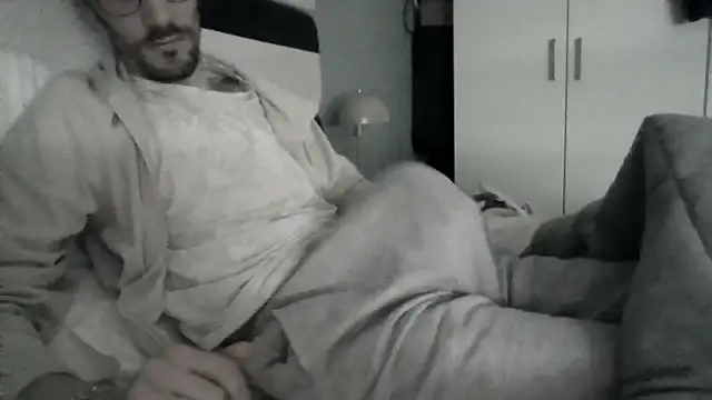 passif520 online show from March 10, 11:16 am