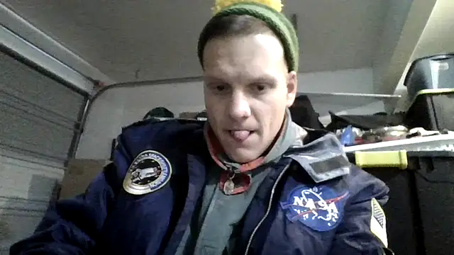 Snapshot of jaycummzinjpussy chatting on February 6, 7:18 pm jaycummzinjpussy online show from February 6, 7:18 pm