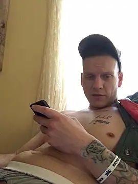 Snapshot of jaycummzinjpussy chatting on February 3, 5:03 pm jaycummzinjpussy online show from February 3, 5:03 pm