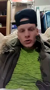 Snapshot of jaycummzinjpussy chatting on January 26, 6:17 am jaycummzinjpussy online show from January 26, 6:17 am