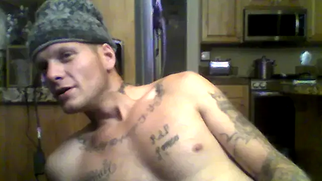 Snapshot of jaycummzinjpussy chatting on October 9, 5:34 am jaycummzinjpussy online show from October 9, 5:34 am