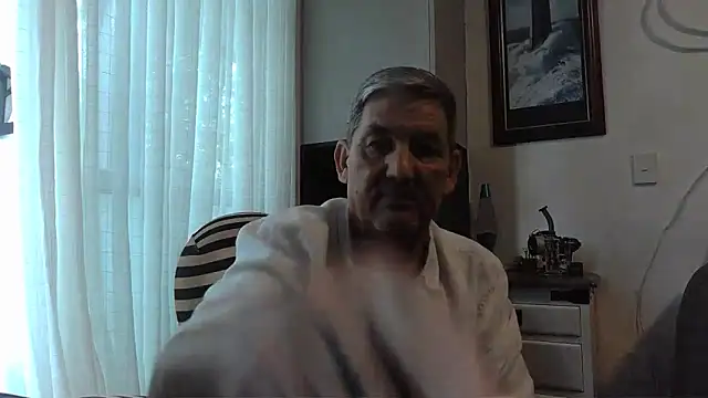 ChunkyMonkey007 online show from January 24, 8:00 pm