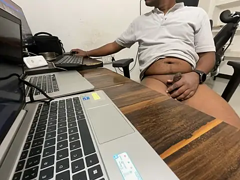 real meet girl finding in online show from October 13, 7:14 am