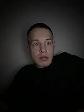 pretty roman online show from April 21, 7:53 pm