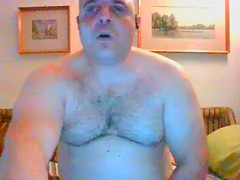 Snapshot of ChristianMouth chatting on February 8, 11:57 pm ChristianMouth online show from February 8, 11:57 pm