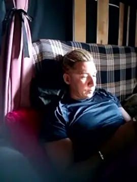 Lovely milk online show from November 5, 8:27 am