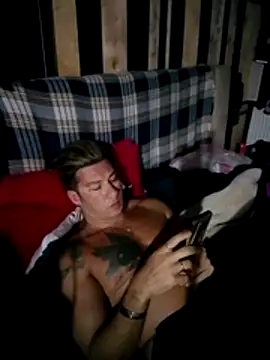 Lovely milk online show from November 17, 9:29 pm