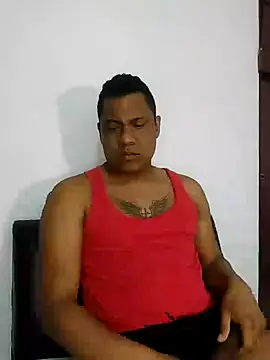 Snapshot of latinblack01 chatting on December 11, 8:05 pm latinblack01 online show from December 11, 8:05 pm