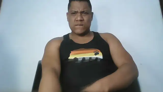 Snapshot of latinblack01 chatting on October 27, 2:08 pm latinblack01 online show from October 27, 2:08 pm