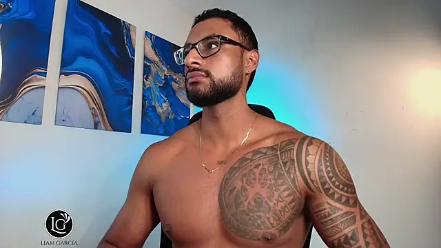 LiamGarcia1 online show from February 21, 2:18 pm