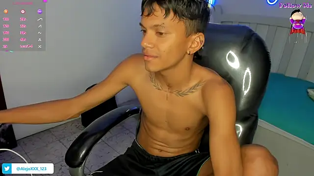 loistwink  online show from November 5, 4:58 am