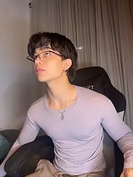 ajordanR online show from April 22, 1:23 am