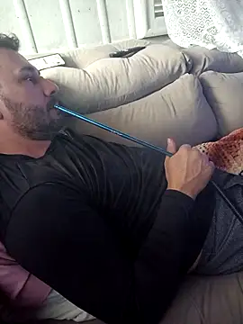 KAZADO LIBERAL online show from November 9, 8:24 pm