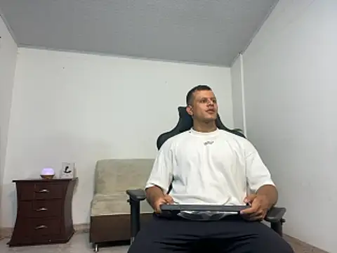 Alex towers online show from October 21, 7:39 pm