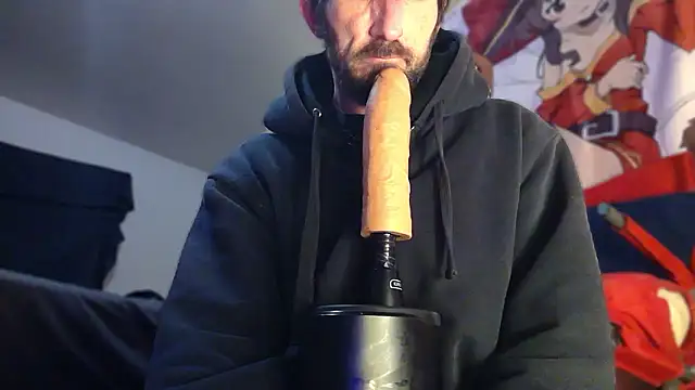 Snapshot of SlammyDjr chatting on February 12, 7:34 am SlammyDjr online show from February 12, 7:34 am