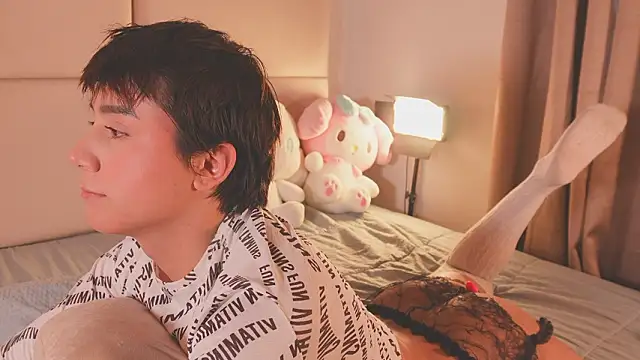 SweetHanson online show from February 25, 7:37 pm