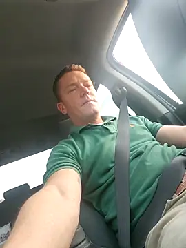 Bigtater1999 online show from November 13, 9:52 pm