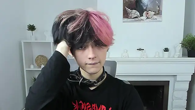 Snapshot of Justin_Care chatting on September 27, 8:17 pm Justin Care online show from September 27, 8:17 pm