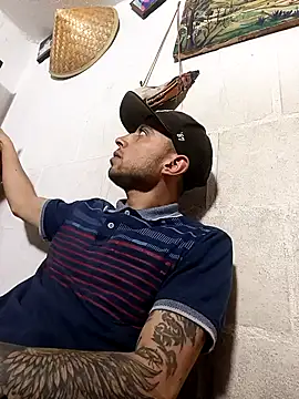 Mich Stev9524 online show from November 29, 11:07 pm