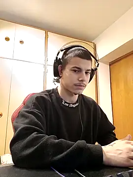 BigDickEnrg7195 online show from February 20, 10:26 pm