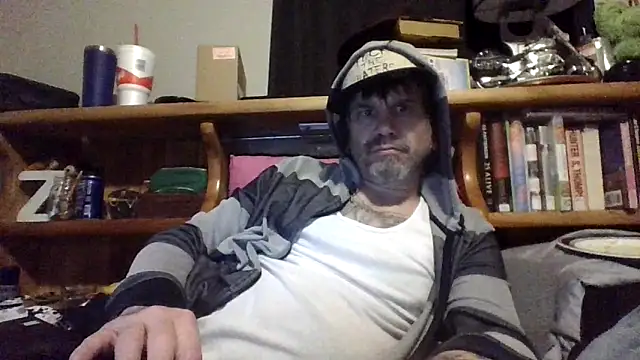 Snapshot of clitstitsandbongrips chatting on September 18, 12:18 pm clitstitsandbongrips online show from September 18, 12:18 pm