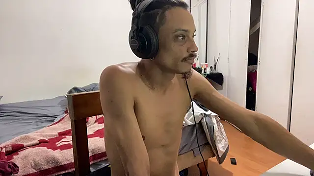 Snapshot of villanocat chatting on December 3, 6:03 am villanocat online show from December 3, 6:03 am