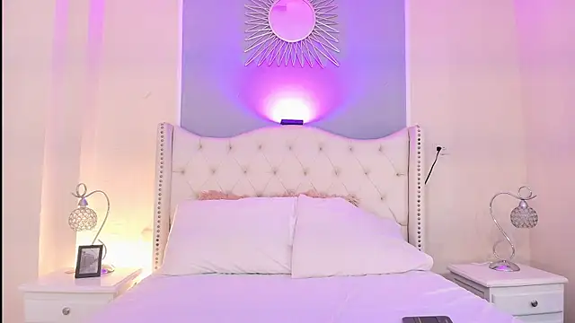 Ambar Collingg online show from October 10, 2:22 pm